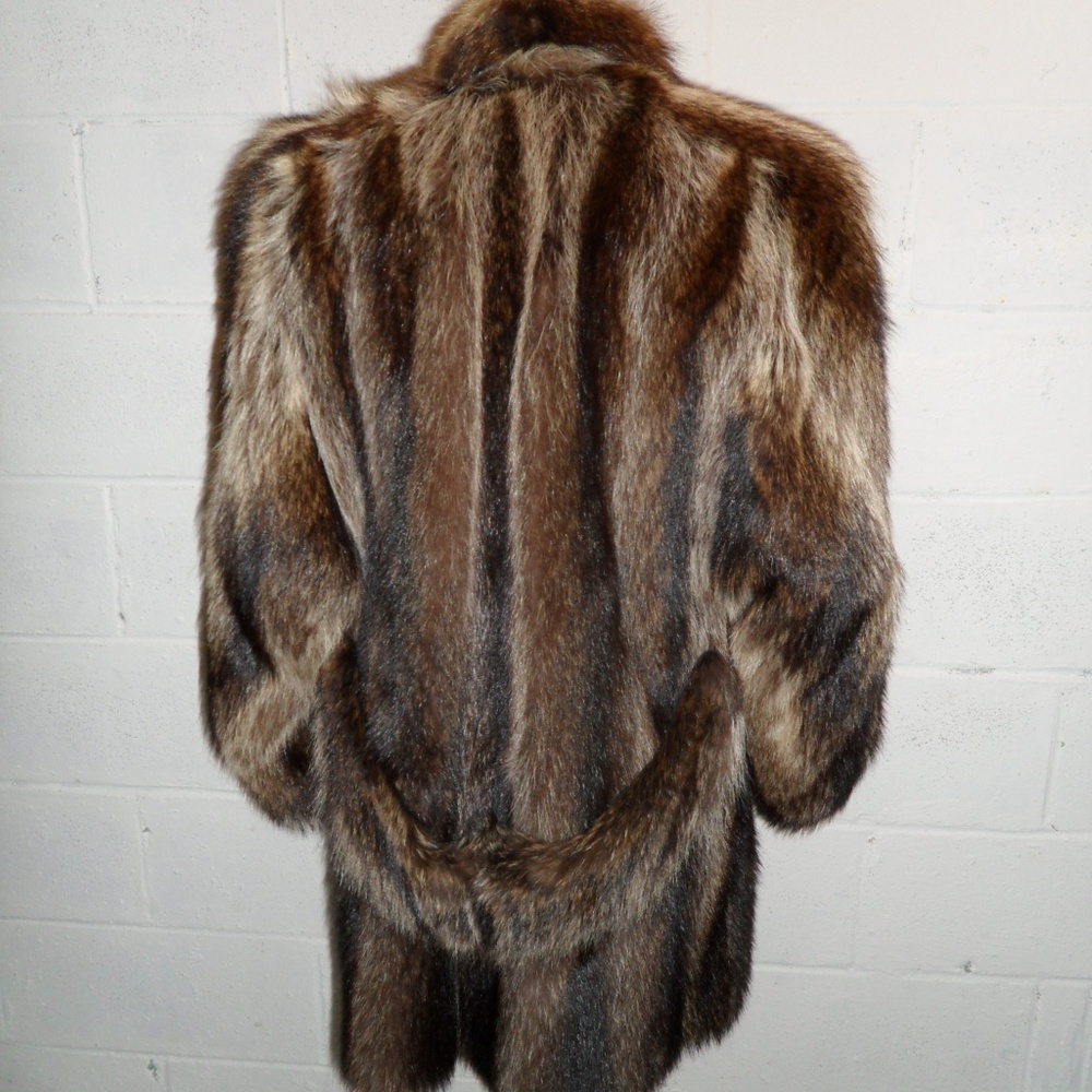 Raccoon Fur Coat - Picture 4 of 6